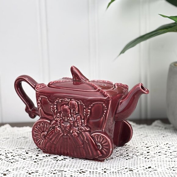 Vintage Ellgreave Cinderella Coach Teapot Burgundy Ceramic Carriage - Picture 5 of 15